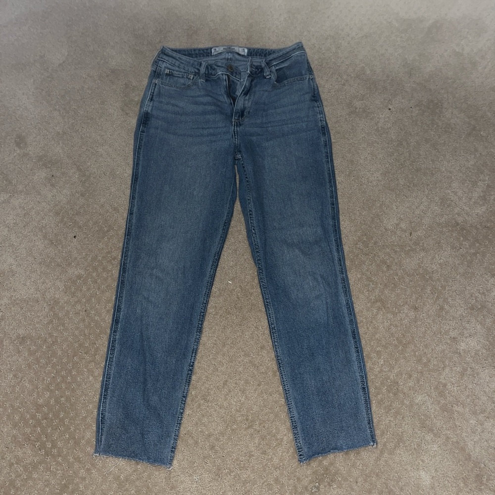 Hollister curvy high rise mom jeans